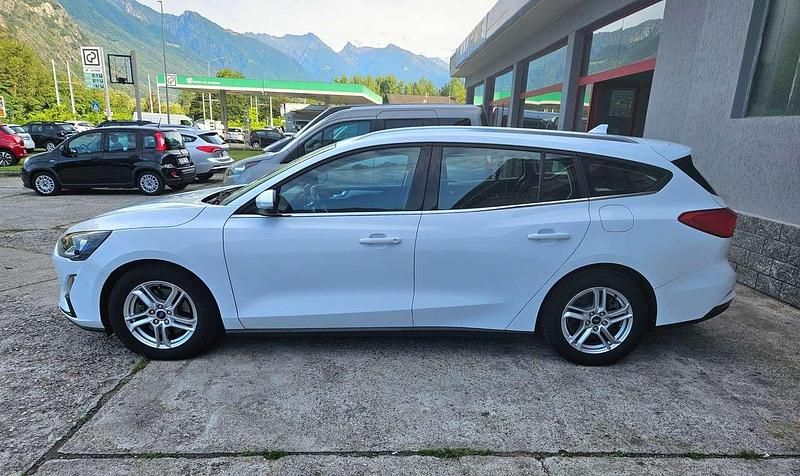 Usata Ford Focus 120 CV (88 kW) 2020 Bianco Station wagon