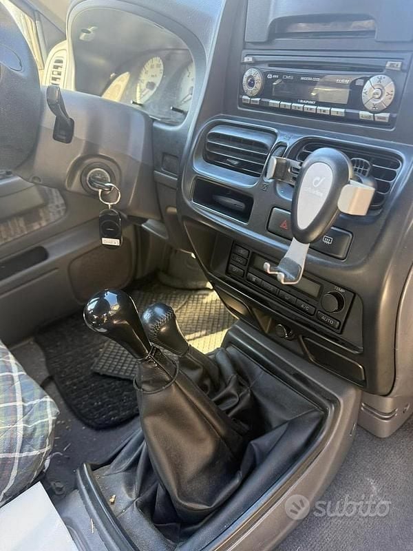 Gebraucht Nissan Navara 1998 Blau Pickup