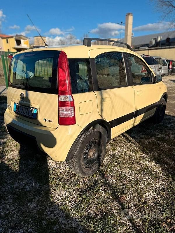 Usata Fiat Panda Climbing 2008 Giallo Utilitaria