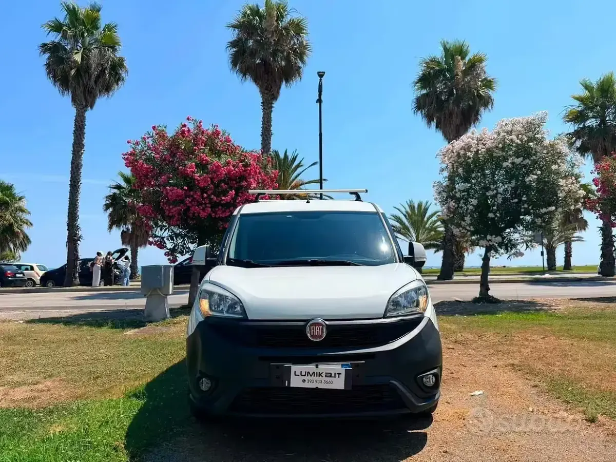 Usata Fiat Doblò 120 CV (88 kW) 2016 Bianco Monovolume