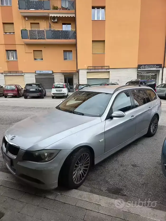 Usata BMW 320 177 CV (130 kW) 2008 Grigio Station wagon