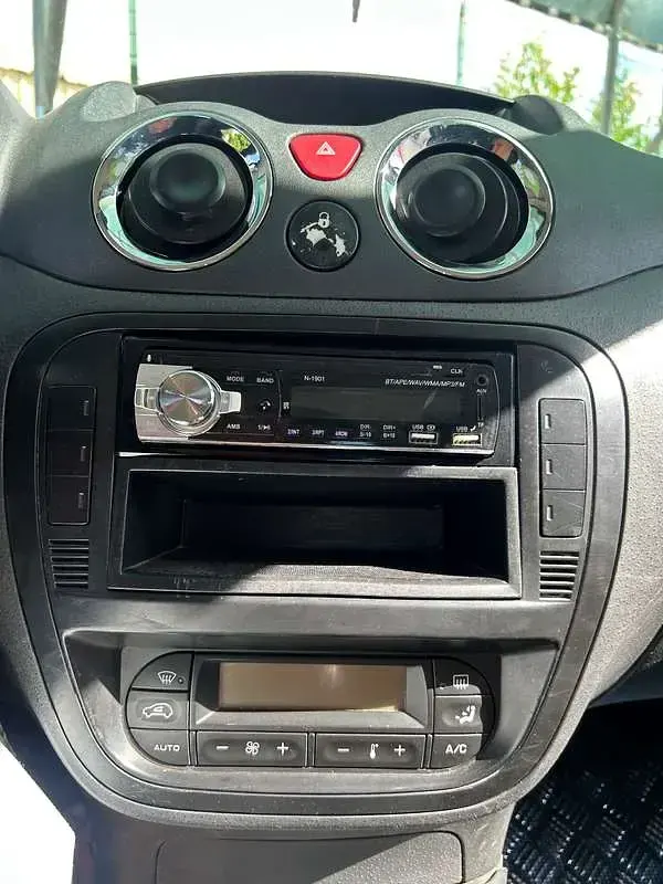Usata Citroën C3 60 CV (44 kW) 2007 Nero Berlina