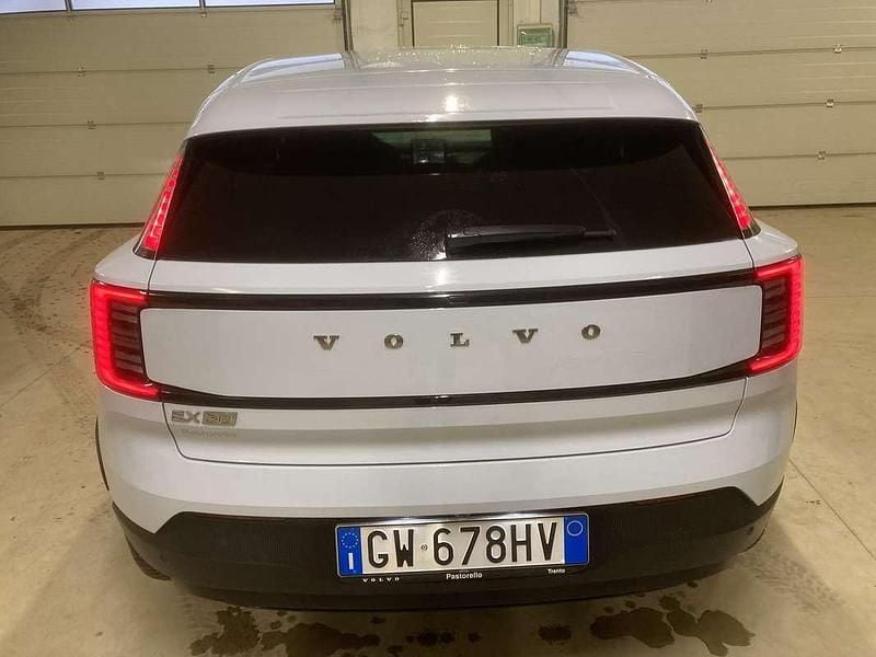 Usata Volvo EX30 Core 75 kW (102 CV) 2024 Blu/azzurro SUV