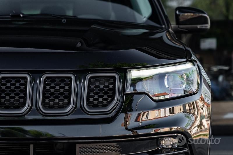 Usata Jeep Compass Summit 131 CV (96 kW) 2025 Nero SUV