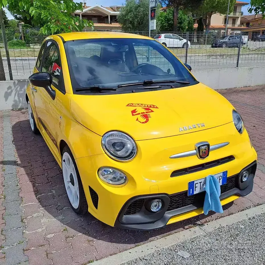 Usata Abarth 595 145 CV (106 kW) 2019 Giallo Berlina