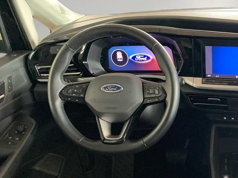 Usata Ford Tourneo Titanium 122 CV (89 kW) 2025 Furgone