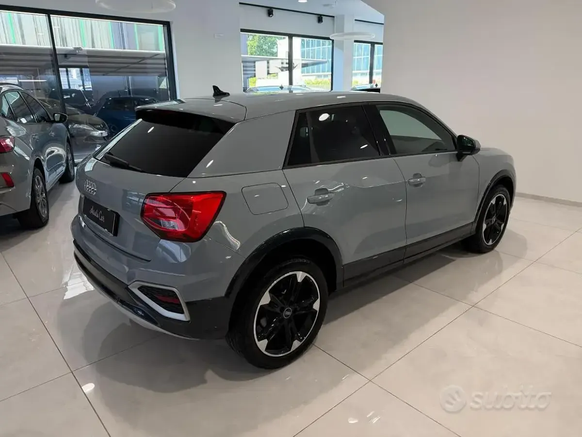 Usata Audi Q2 Admired 150 CV (110 kW) 2023 Grigio SUV