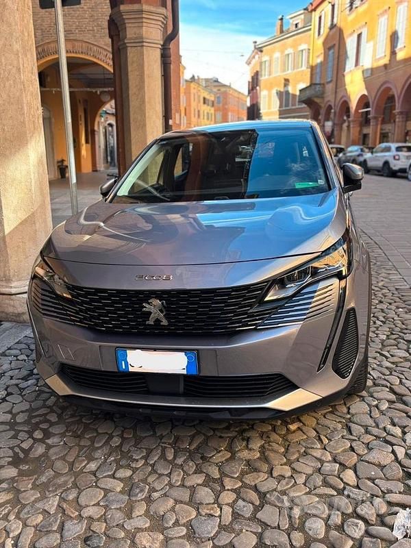 Usata Peugeot 3008 Active 2021 Grigio SUV