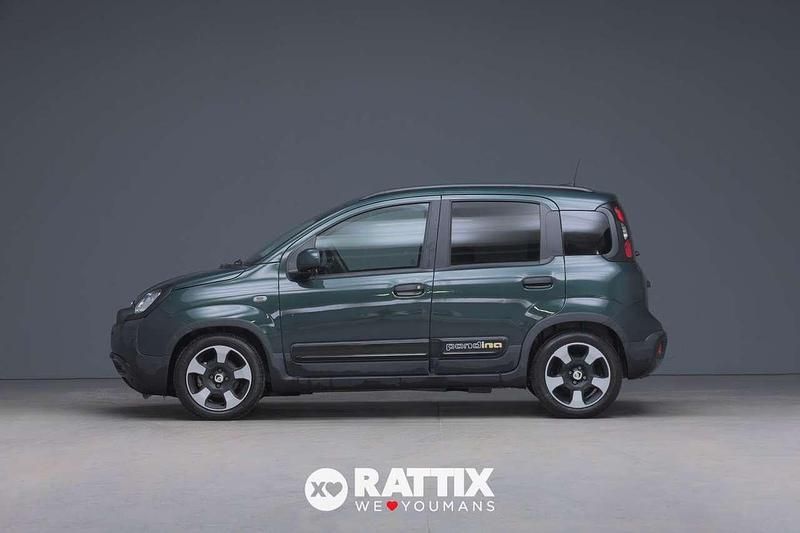 Usata Fiat Panda Cross Cross 69 CV (50 kW) 2025 Verde foresta Utilitaria