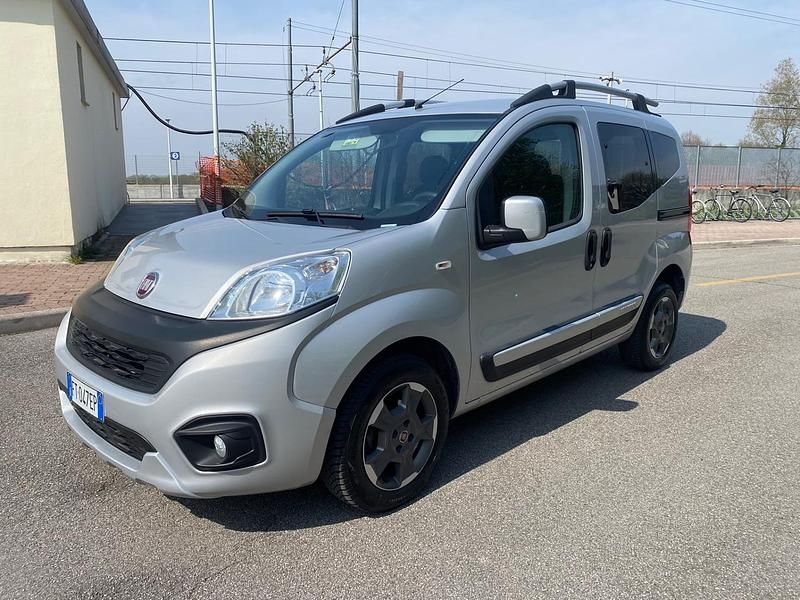 Usata Fiat Qubo Trekking 80 CV (58 kW) 2018 Grigio Monovolume