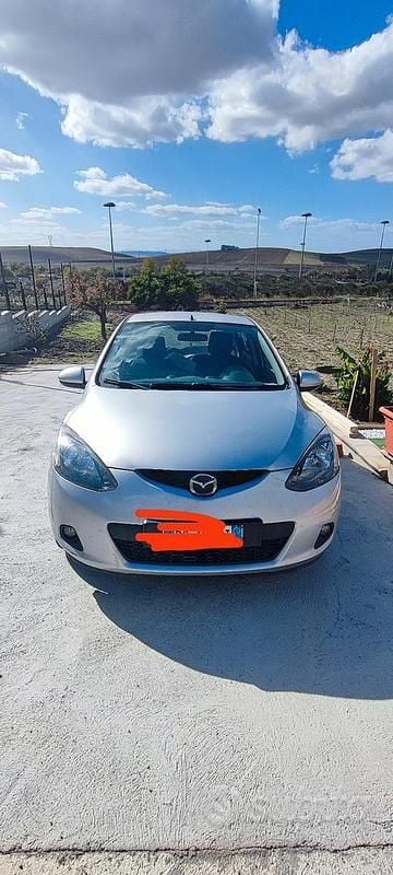 Usata Mazda 2 86 CV (63 kW) 2008 Grigio Berlina
