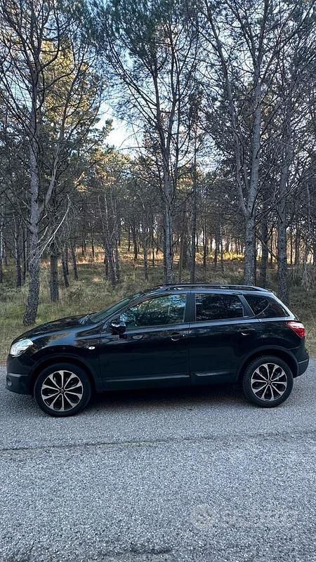 Usata Nissan Qashqai 131 CV (96 kW) 2012 Nero SUV