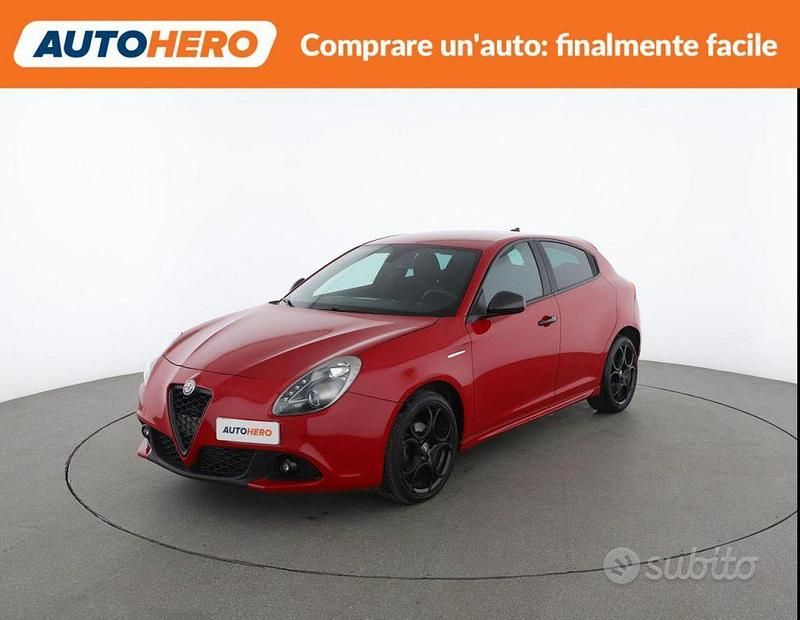 Usata Alfa Romeo Giulietta Super 120 CV (88 kW) 2018 Rosso Utilitaria