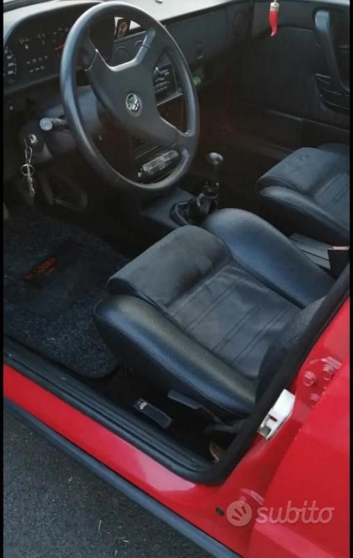 Usata Alfa Romeo 33 90 CV (66 kW) 1994 Rosso Berlina