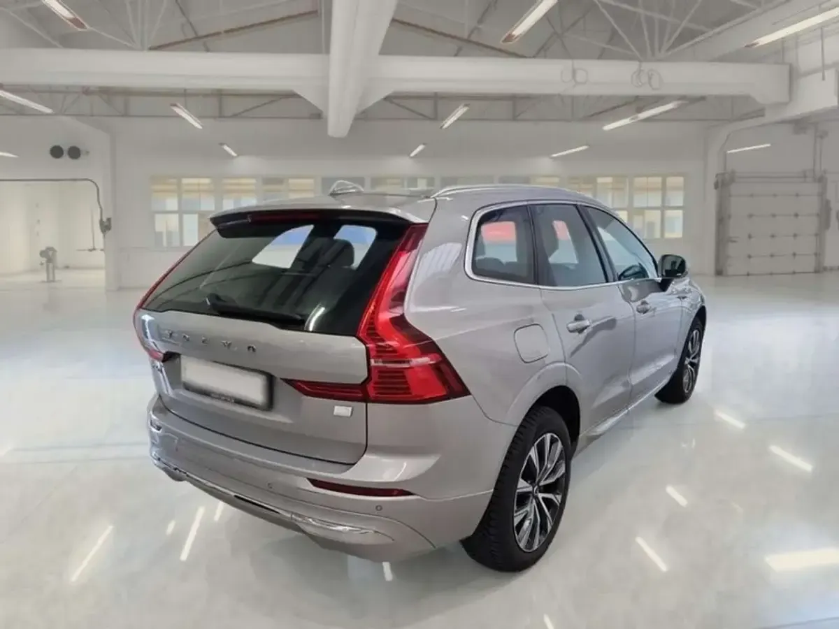 Usata Volvo XC60 253 CV (186 kW) 2021 Grigio SUV