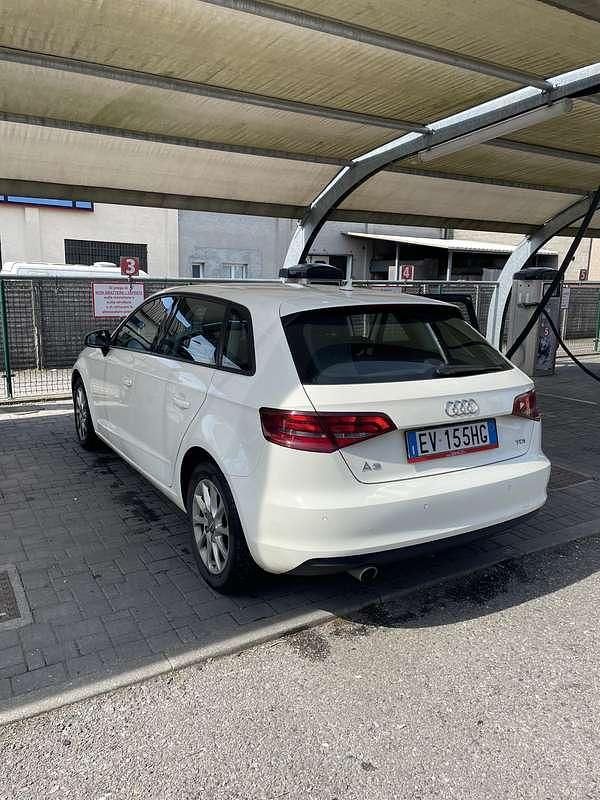 Usata Audi A3 Attraction 105 CV (77 kW) 2014 Berlina