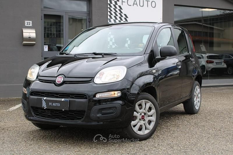 Usata Fiat Panda Easy 80 CV (58 kW) 2015 Nero Utilitaria