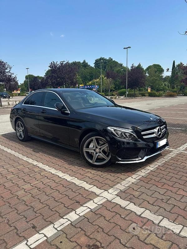 Nero Usata 2016 Mercedes C220 Premium Tre volumi | 20.500 € (Buon prezzo) - Immagine 1/4
