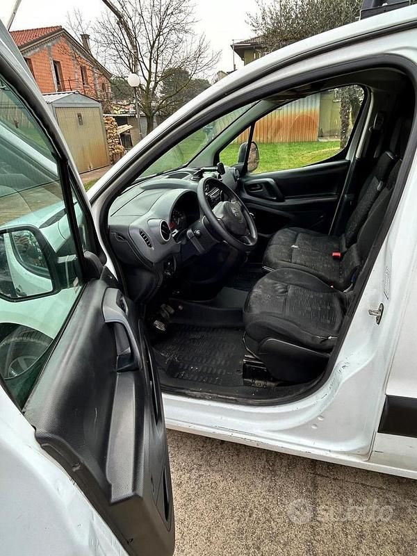 Usata Citroën Berlingo 2012 Bianco Monovolume