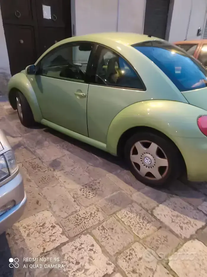Usata VW New Beetle 105 CV (77 kW) 2003 Verde Utilitaria