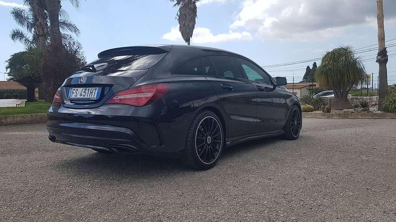 Begagnad Mercedes CLA200 Shooting Brake Premium 136 HK (100 kW) 2018 Kombi