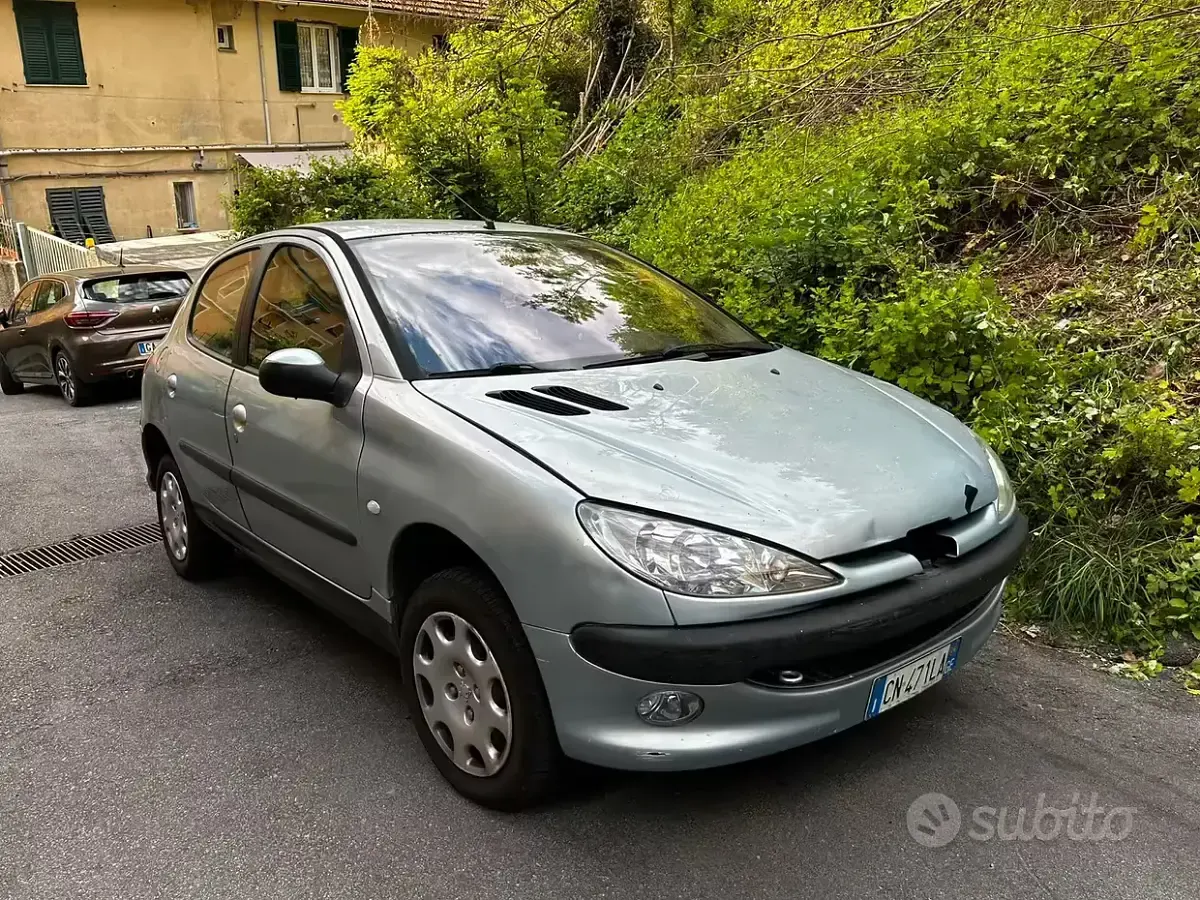 Usata Peugeot 206 68 CV (50 kW) 2004