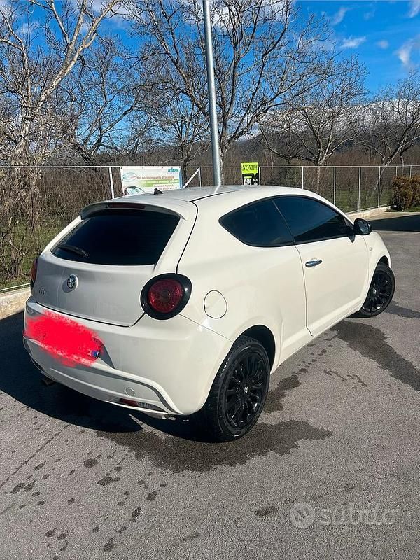 Usata Alfa Romeo MiTo 85 CV (62 kW) 2014 Bianco Utilitaria