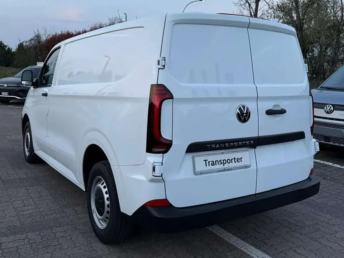 Nuova VW T7 150 CV (110 kW) 2026 Clear white Furgone