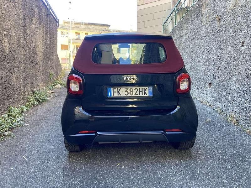 Usata 2017 Smart ForTwo Cabrio Passion Cabrio | 12.900 € (Buon prezzo) - Immagine 1/4