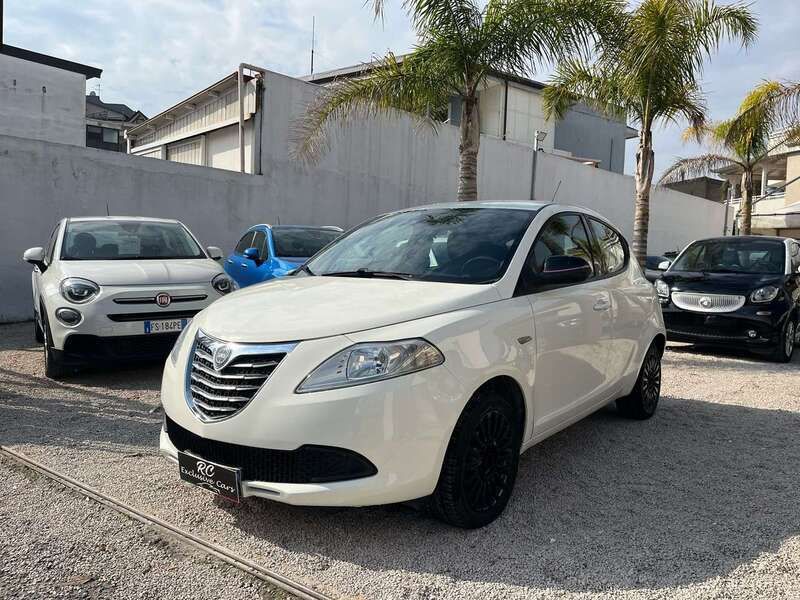 Usata Lancia Ypsilon S 95 CV (69 kW) 2014 Other Utilitaria