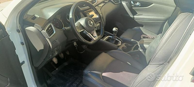 Usata Nissan Qashqai 2018 Bianco SUV