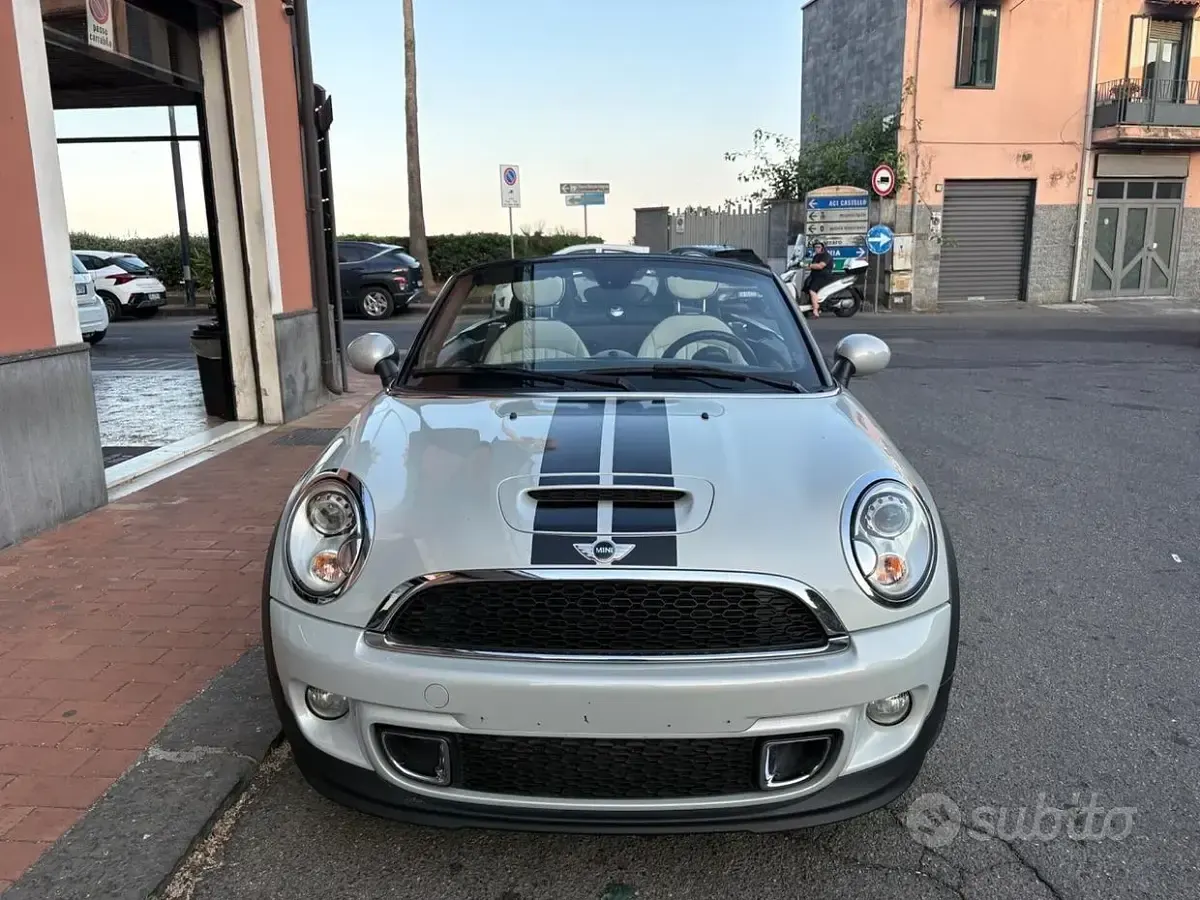 Usata Mini Cooper S Roadster 184 CV (135 kW) 2012 Bianco Cabrio