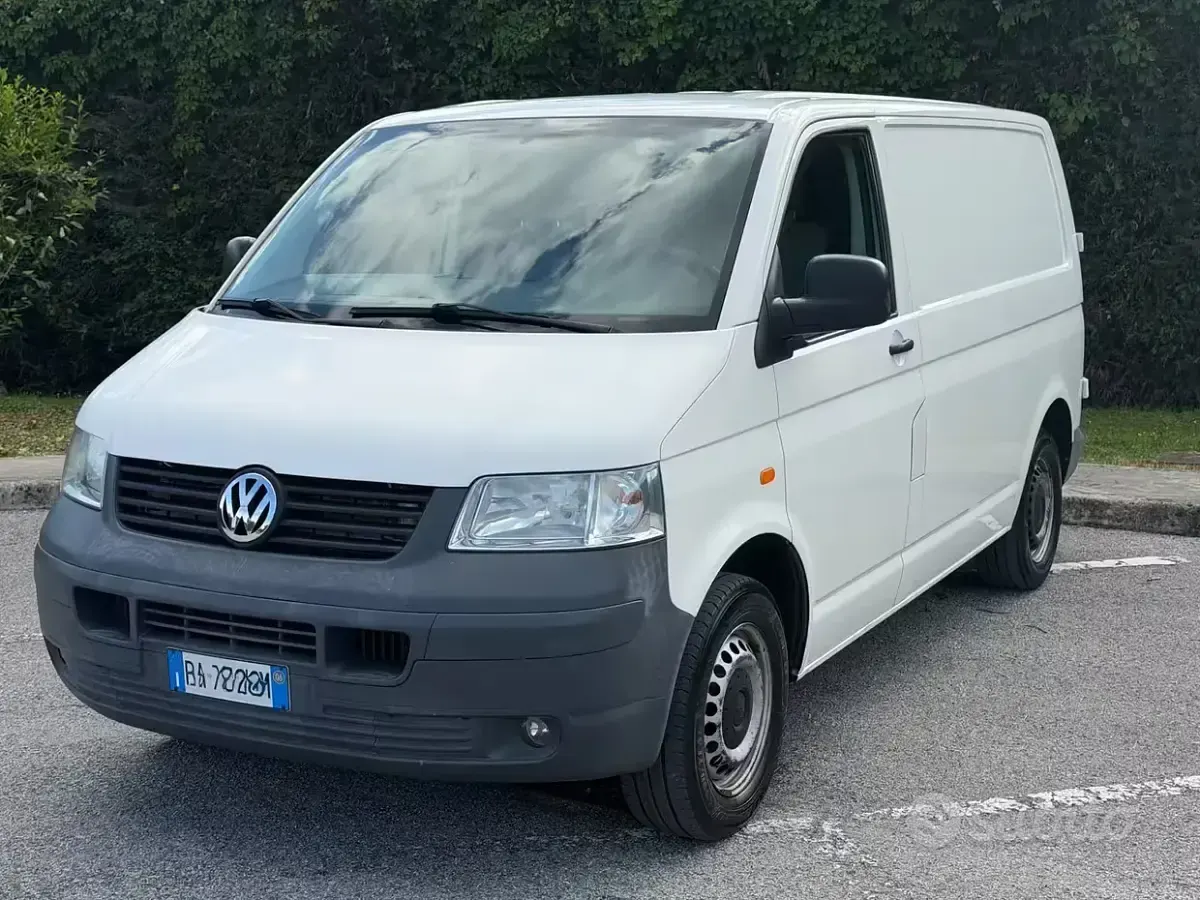 Usata VW Transporter 105 CV (77 kW) 2006 Bianco Furgone
