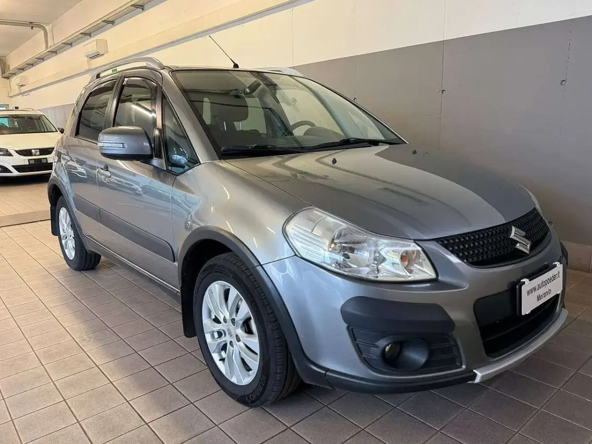 Usata Suzuki SX4 Style 120 CV (88 kW) 2013 Grigio SUV