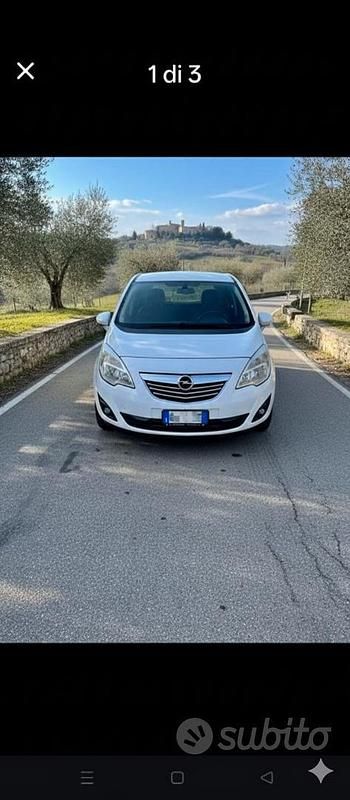 Usata Opel Meriva Cosmo 110 CV (80 kW) 2011 Bianco Monovolume