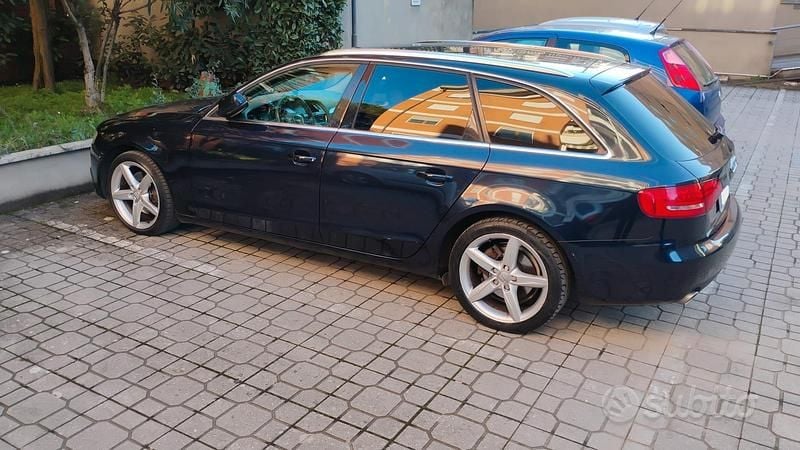 Usata Audi A4 190 CV (139 kW) 2010 Blu Station wagon
