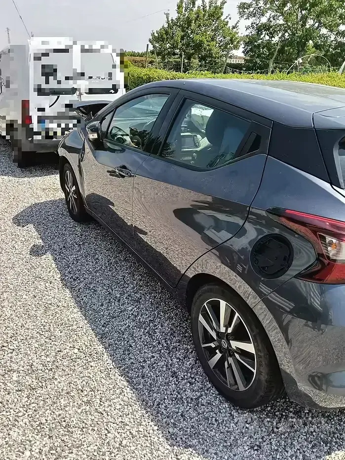 Usata Nissan Micra 90 CV (66 kW) 2017 Grigio Utilitaria