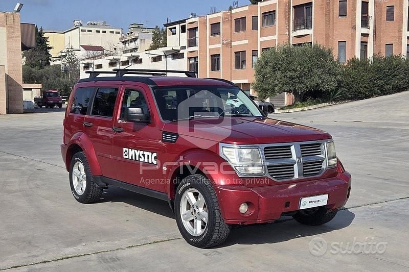 Usata Dodge Nitro SXT 177 CV (130 kW) 2007 Rosso SUV