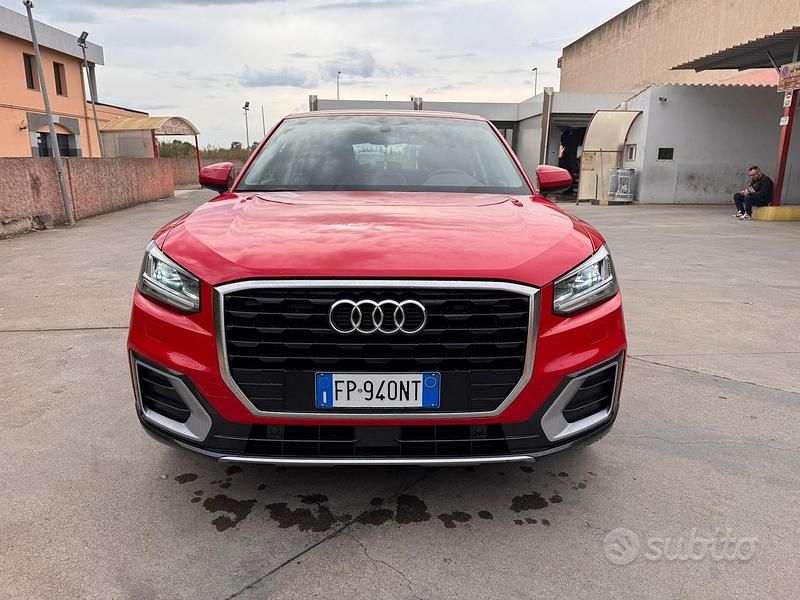 Usata Audi Q2 Design 116 CV (85 kW) 2018 Rosso SUV