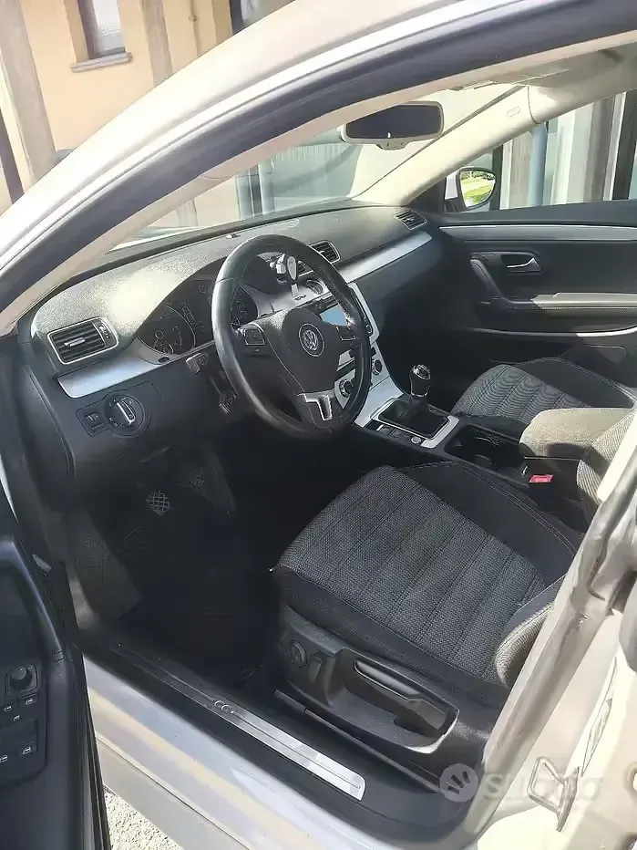 Usata VW Passat 140 CV (102 kW) 2012 Bianco Berlina