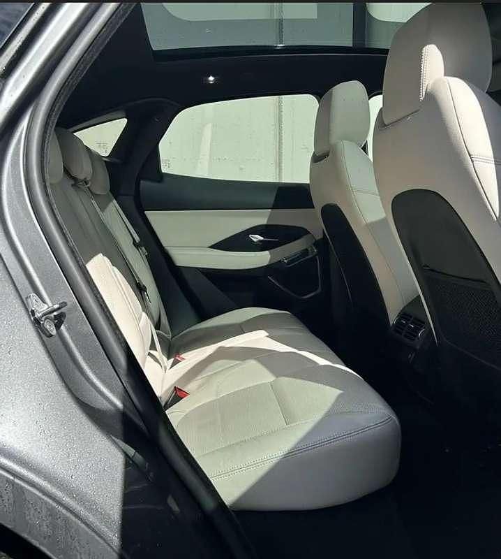 Usata Jaguar E-Pace R 179 CV (131 kW) 2019 Grigio SUV