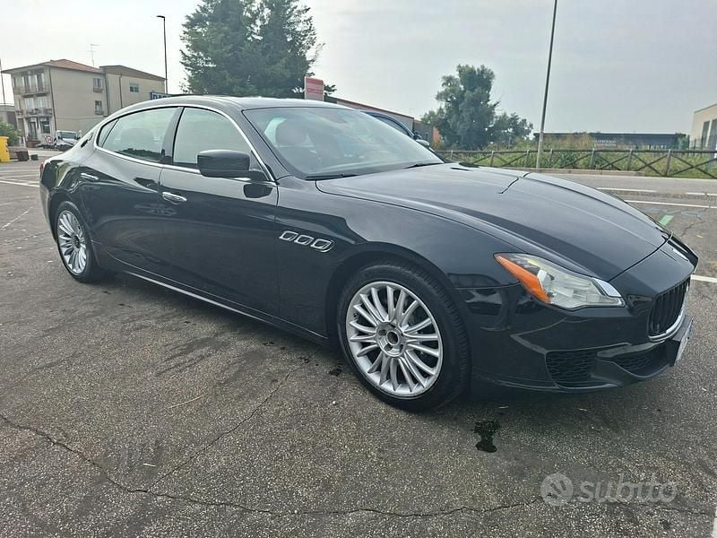 Usata Maserati Quattroporte 274 CV (201 kW) 2014 Nero Berlina