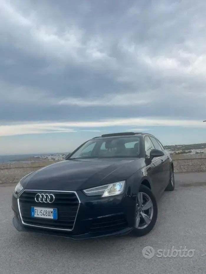 Usata Audi A4 122 CV (89 kW) 2017 Blu Station wagon