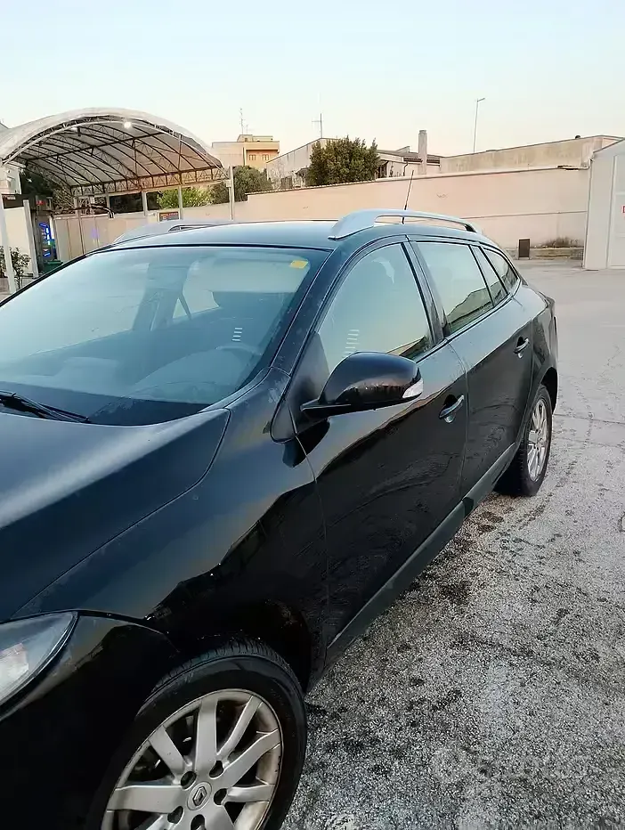 Usata Renault Mégane GrandTour 110 CV (80 kW) 2011 Nero Station wagon