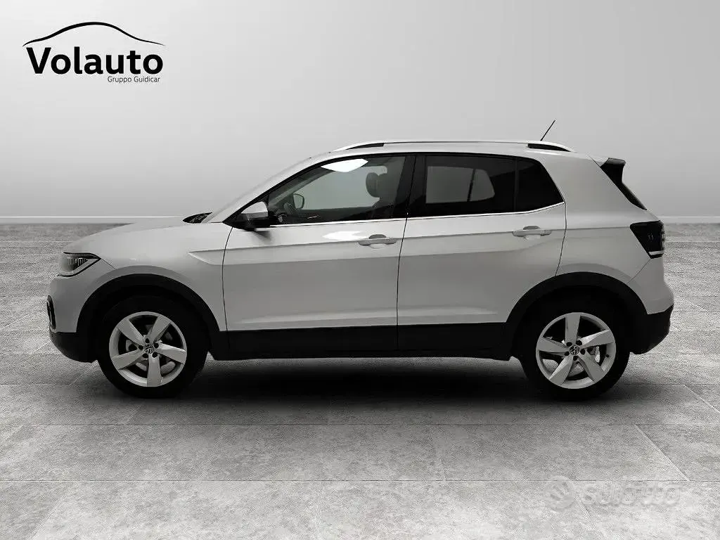 Usata VW T-Cross Advance 110 CV (80 kW) 2023 Grigio SUV