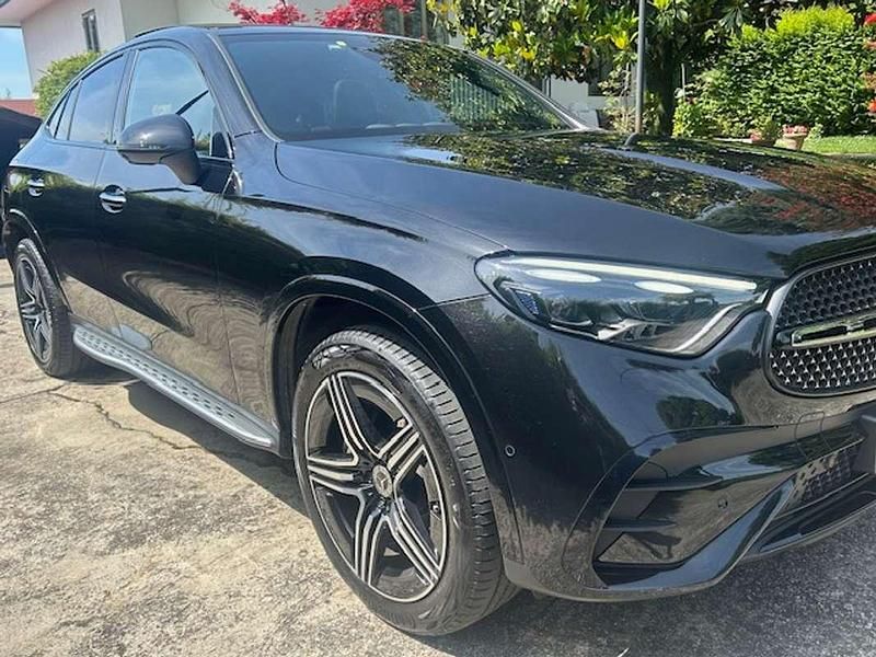 Usata Mercedes GLC300e Premium Plus 194 CV (142 kW) 2023 Nero Coupé