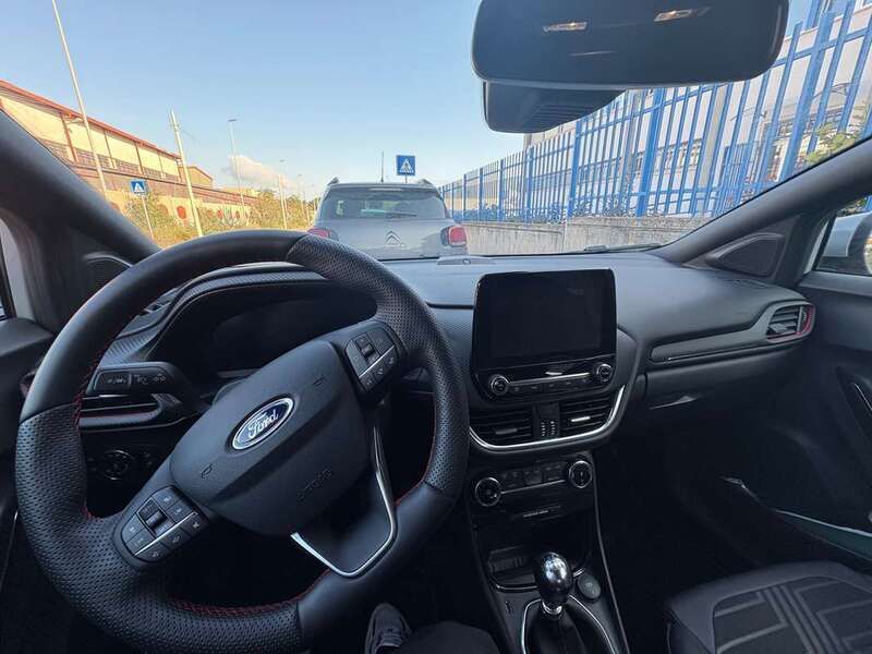 Usata Ford Puma ST-Line X 125 CV (91 kW) 2024 Grigio SUV