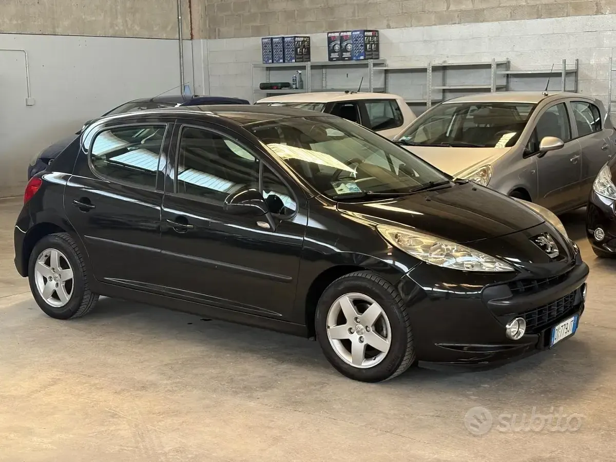 Usata Peugeot 207 Sport 73 CV (53 kW) 2009 Nero Berlina