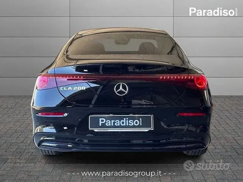 Nuova Mercedes CLA200 163 CV (119 kW) 2026 Nero Berlina