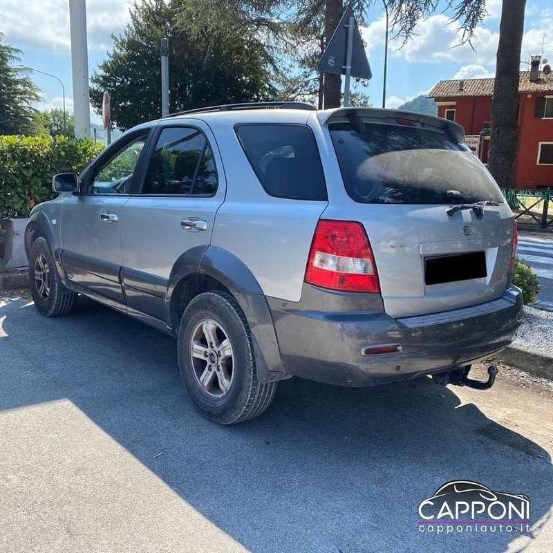 Usata Kia Sorento Active 140 CV (102 kW) 2004 Argento SUV
